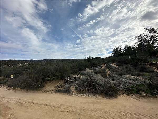 5.35 Acres of Residential Land for Sale in Anza, California