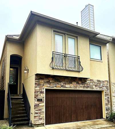 2.35 Acres of Residential Land with Home for Lease in Houston, Texas