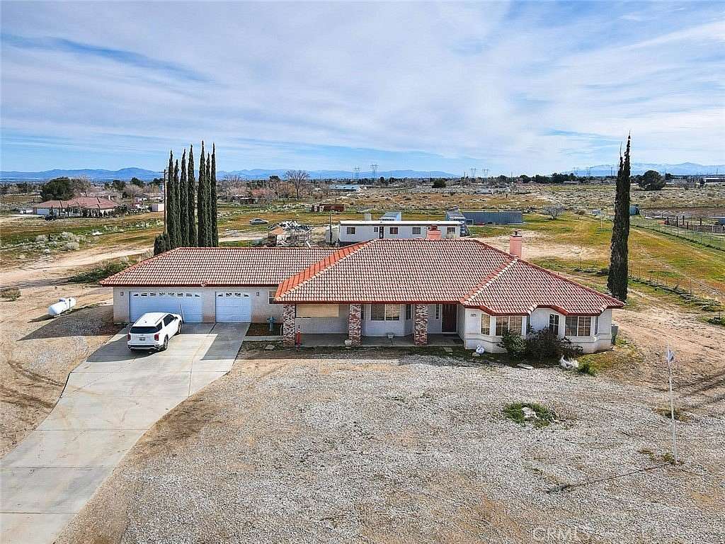 4.8 Acres of Land with Home for Sale in Phelan, California