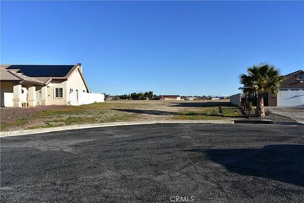 0.32 Acres of Residential Land for Sale in Helendale, California