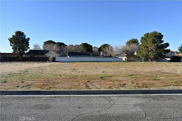 0.23 Acres of Land for Sale in Helendale, California