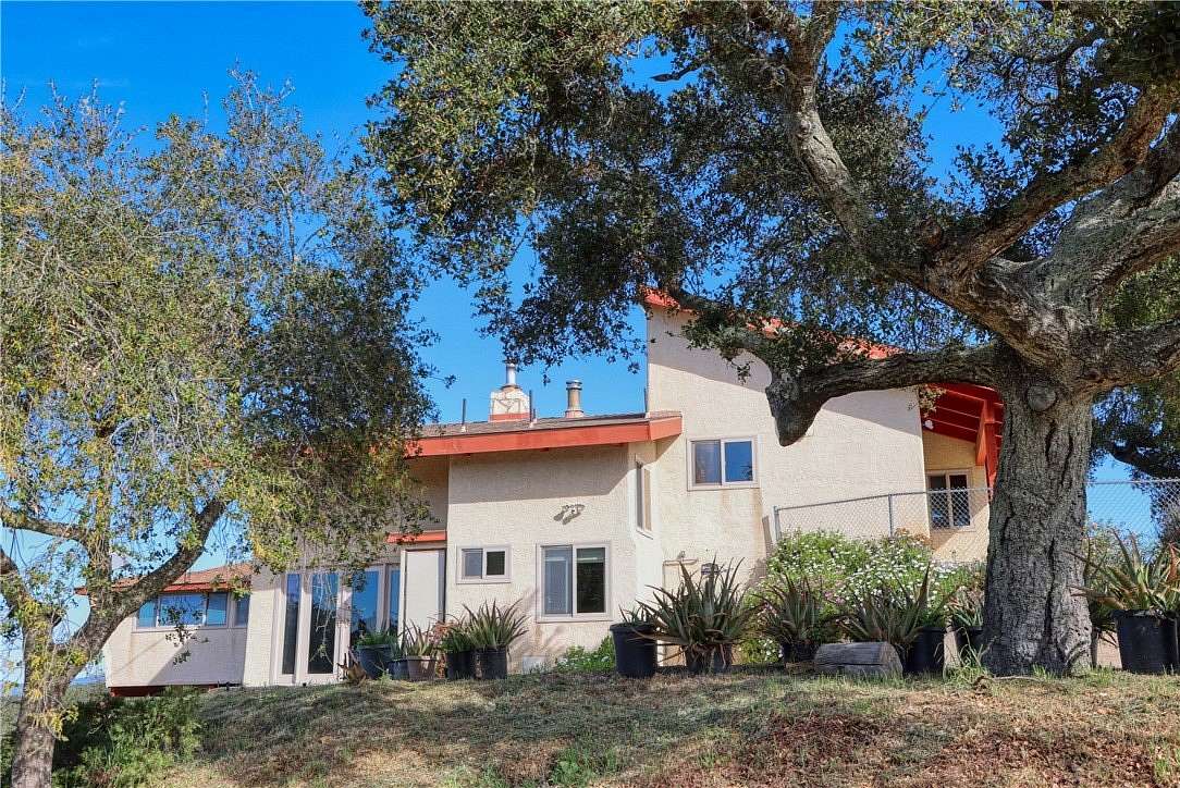40 Acres of Land with Home for Sale in Santa Maria, California