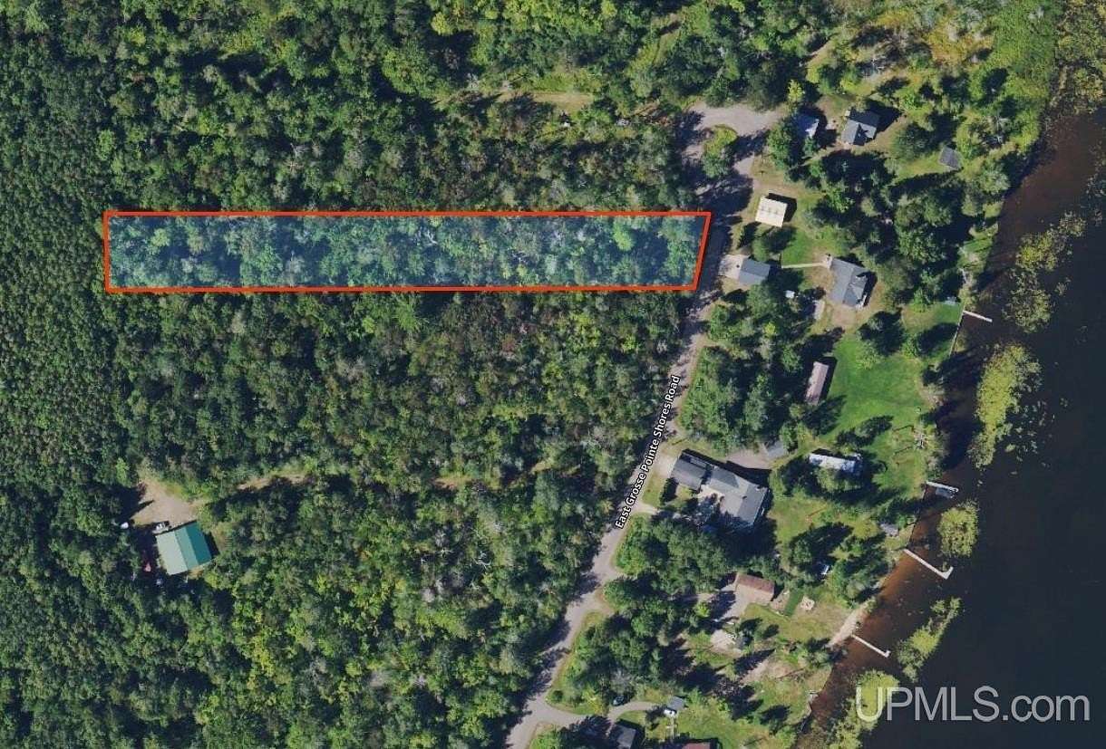 1.42 Acres of Residential Land for Sale in Dollar Bay, Michigan