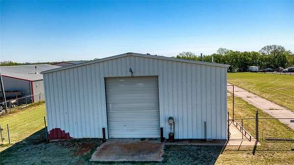 1.63 Acres of Improved Mixed-Use Land for Sale in Elk City, Oklahoma