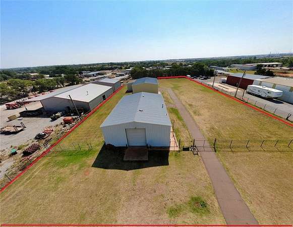 1.63 Acres of Improved Mixed-Use Land for Sale in Elk City, Oklahoma
