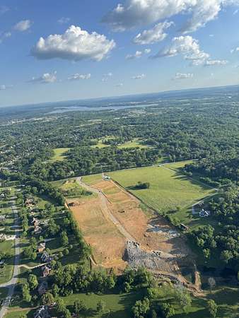 1 Acre of Residential Land for Sale in Hendersonville, Tennessee