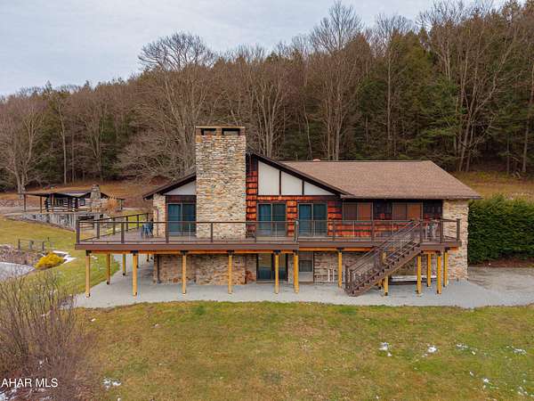 525 Acres of Recreational Land with Home for Sale in Fairhope, Pennsylvania