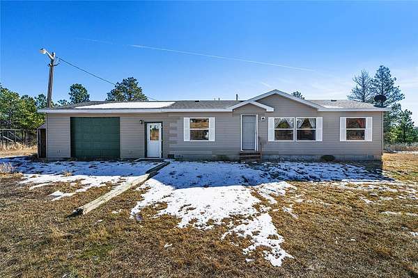 40 Acres of Land with Home for Sale in Roundup, Montana