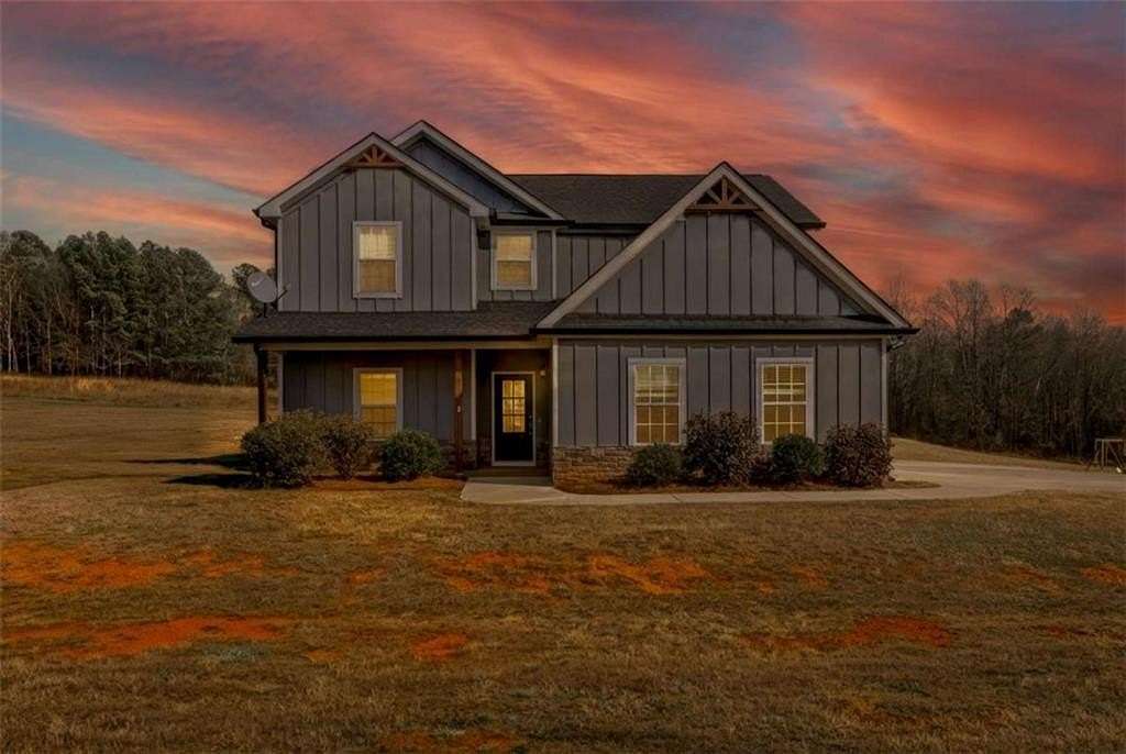 2.3 Acres of Residential Land with Home for Sale in Homer, Georgia