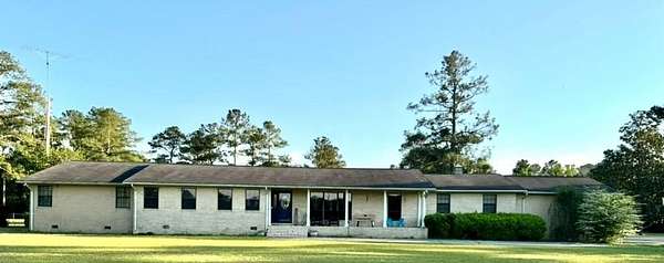 10 Acres of Residential Land with Home for Sale in Alamo, Georgia