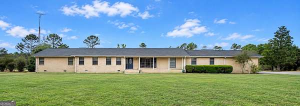 10 Acres of Land with Home for Sale in Alamo, Georgia