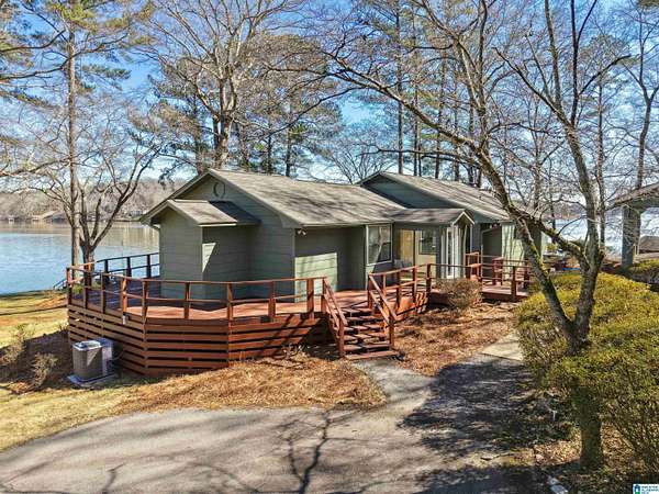 2.2 Acres of Residential Land with Home for Sale in Pell City, Alabama