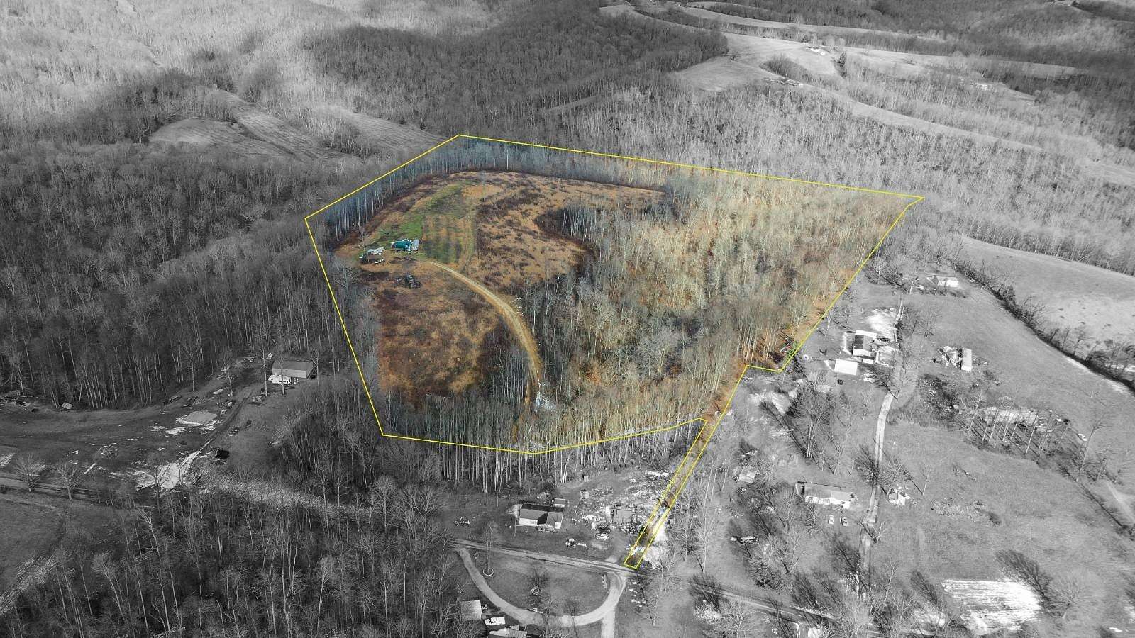 46 Acres of Land for Sale in Liberty, Kentucky