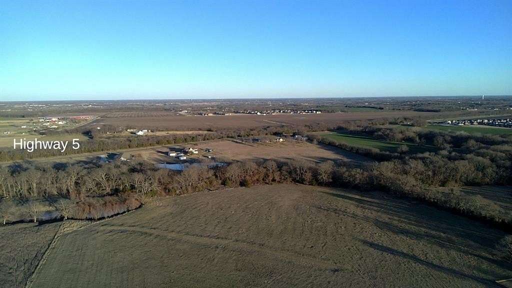 24 Acres of Mixed-Use Land for Sale in Van Alstyne, Texas