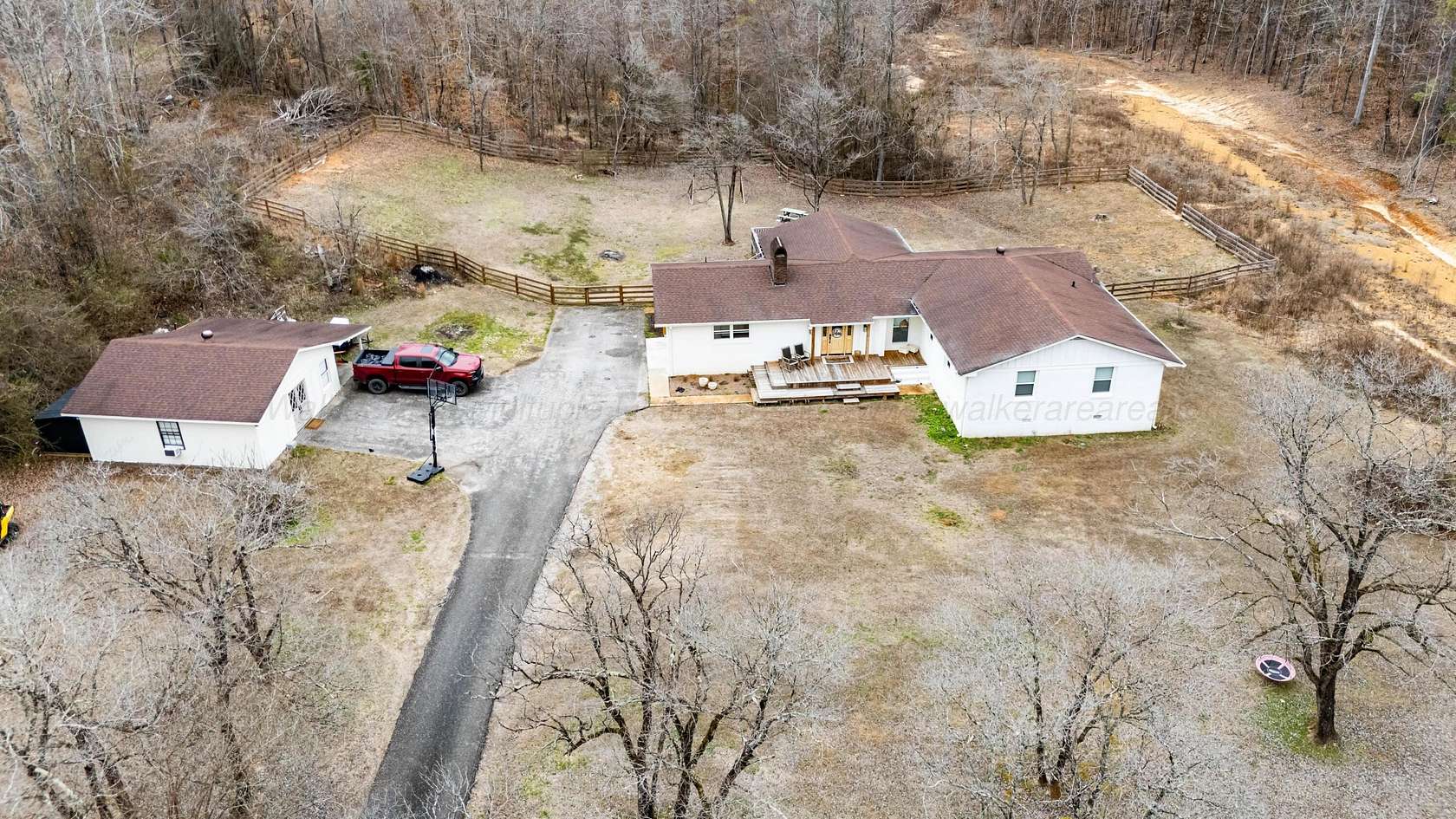 12 Acres of Land with Home for Sale in Winfield, Alabama