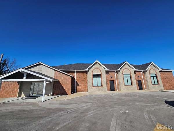 5 Acres of Commercial Land for Sale in Hillsboro, Missouri