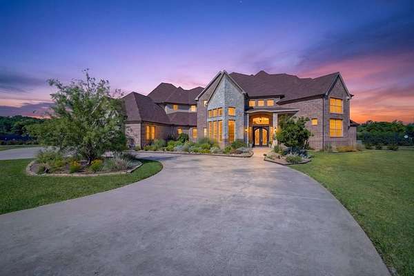 3.16 Acres of Land with Home for Sale in Burleson, Texas