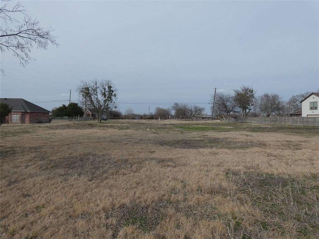 1.5 Acres of Land for Sale in Lancaster, Texas