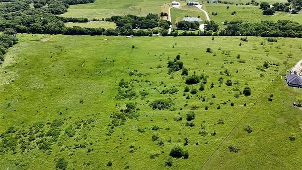 5.34 Acres of Residential Land for Sale in Ennis, Texas