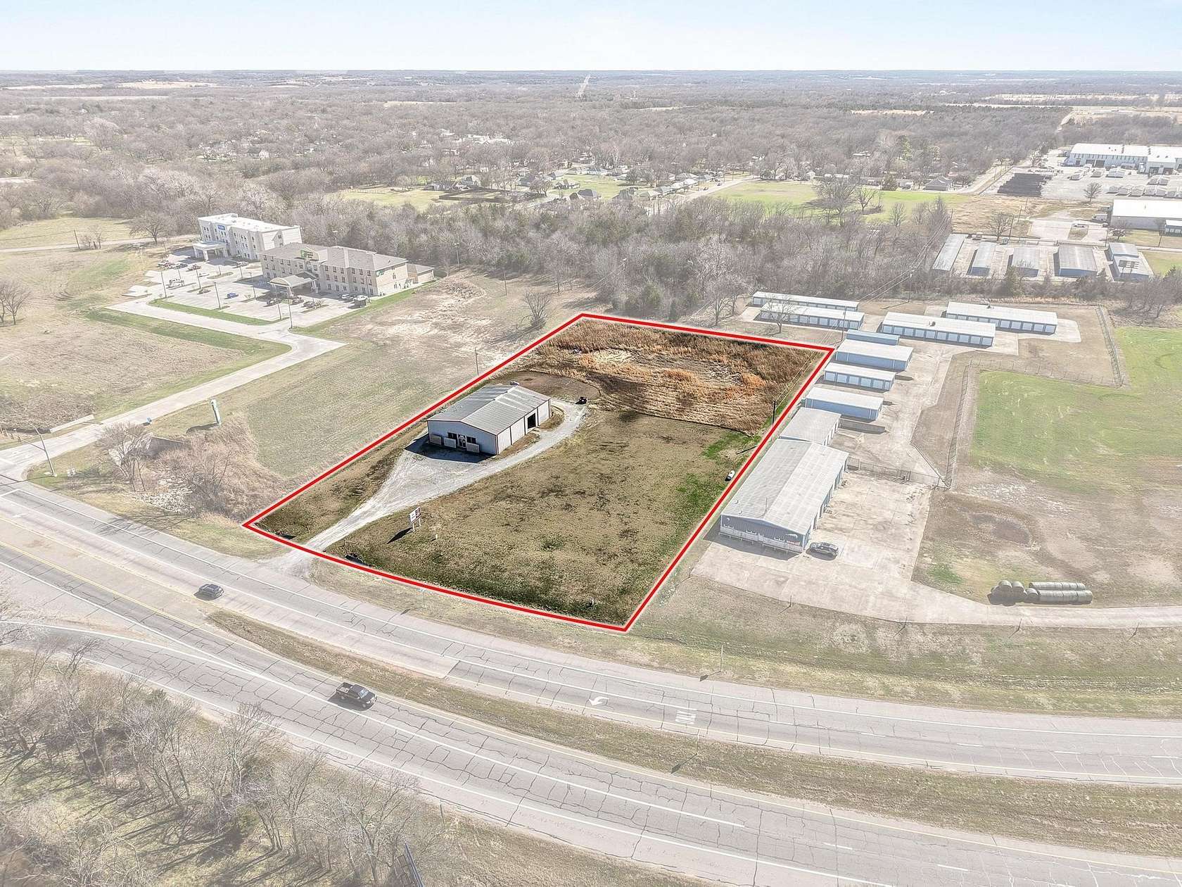 2.75 Acres of Mixed-Use Land for Sale in Bonham, Texas