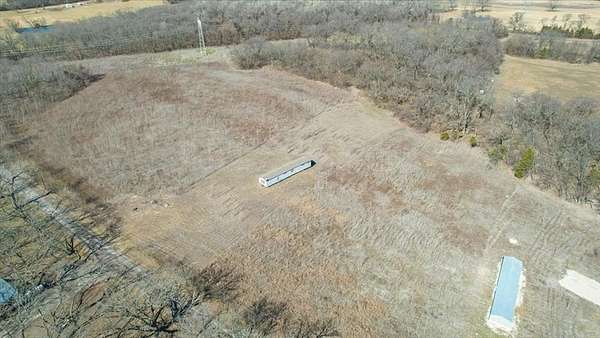 2.52 Acres of Residential Land for Sale in Whitewright, Texas