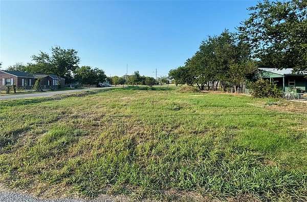 0.16 Acres of Residential Land for Sale in Mineral Wells, Texas