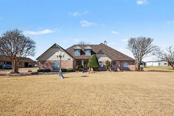 2 Acres of Residential Land with Home for Sale in Caddo Mills, Texas