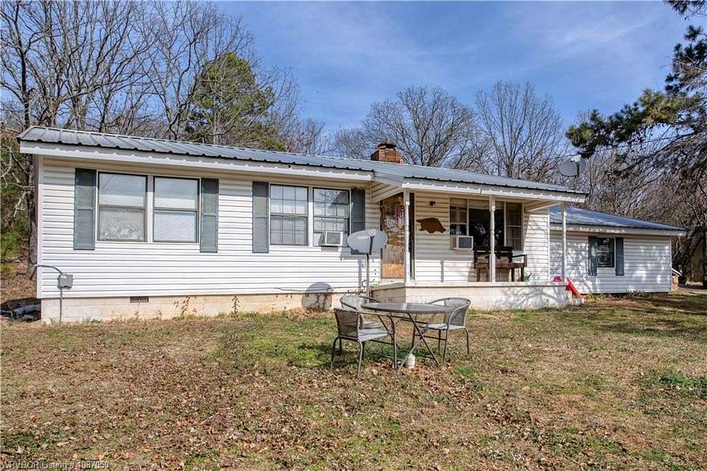 2 Acres of Residential Land with Home for Sale in Mansfield, Arkansas