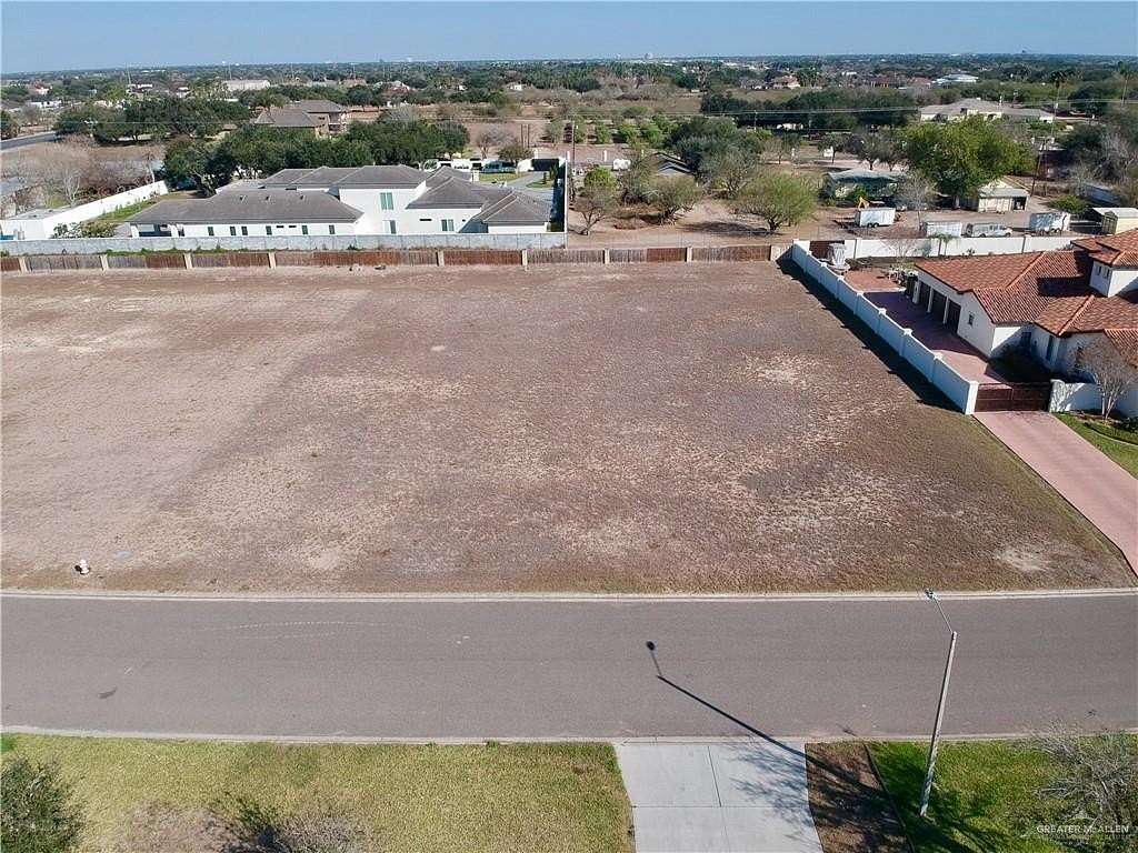 0.9 Acres of Residential Land for Sale in Palmhurst, Texas