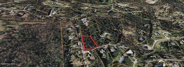 1 Acre of Residential Land for Sale in Hendersonville, North Carolina