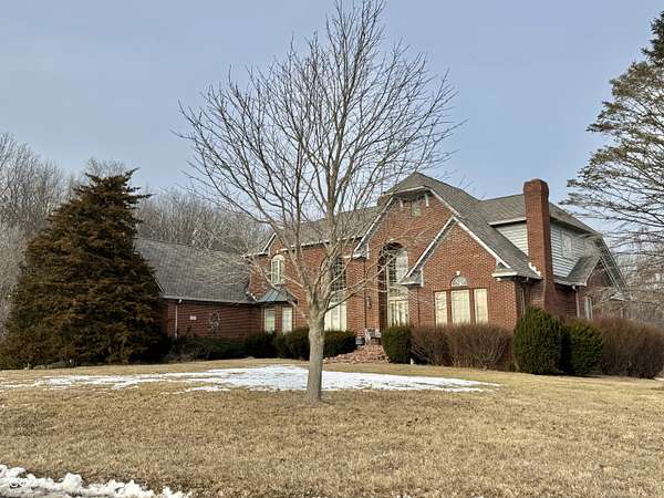 20 Acres of Land with Home for Sale in Coatesville, Indiana