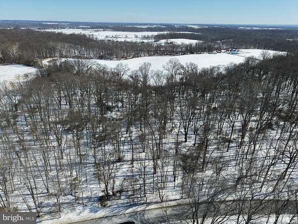 1 Acre of Residential Land for Auction in Dickerson, Maryland