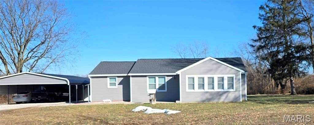 2 Acres of Land with Home for Sale in Chester, Illinois