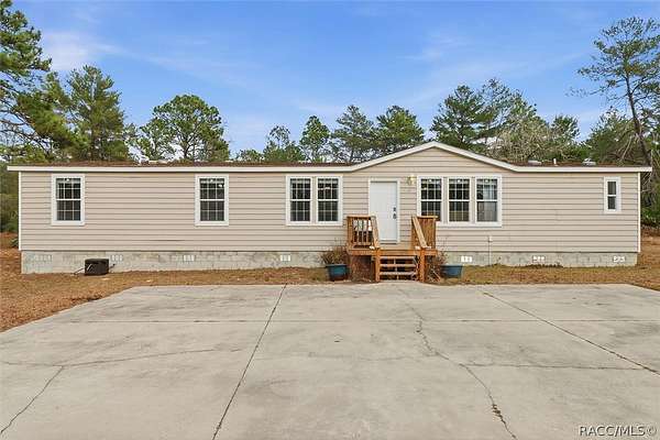 10 Acres of Land with Home for Sale in Dunnellon, Florida