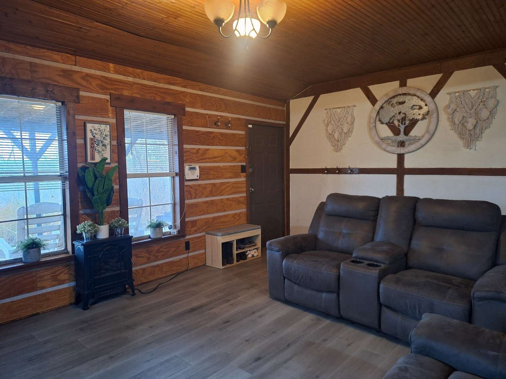 6.8 Acres of Residential Land with Home for Sale in Waynesboro, Tennessee