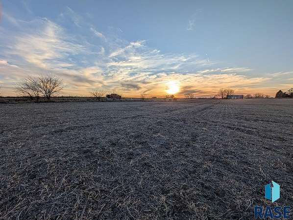 16.5 Acres of Land for Sale in Tea, South Dakota