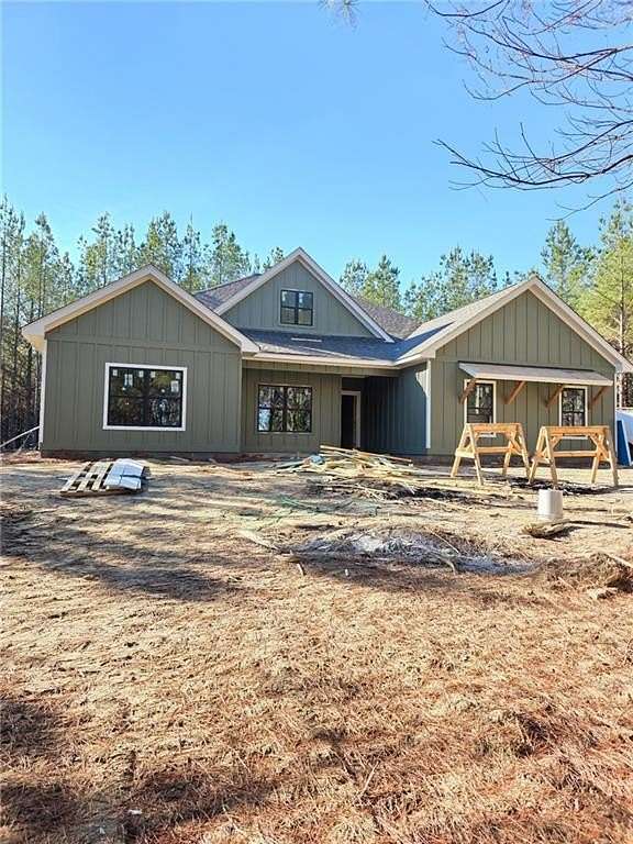 1.5 Acres of Residential Land with Home for Sale in Salem, Alabama