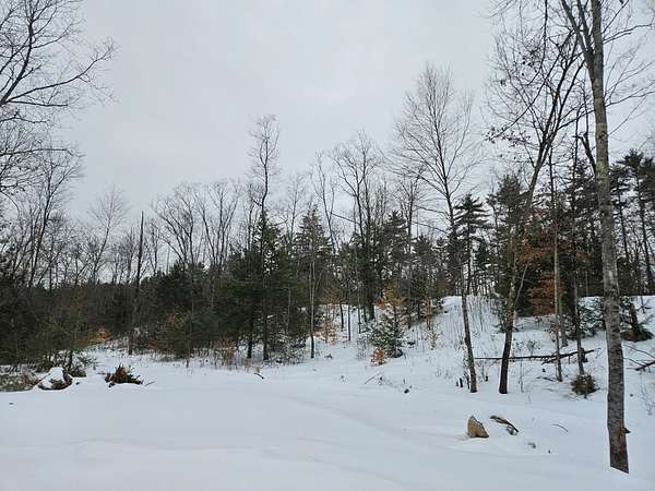 3.73 Acres of Residential Land for Sale in Amherst, New Hampshire