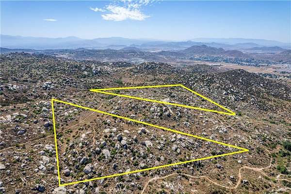 27 Acres of Recreational & Residential Land for Sale in Menifee, California
