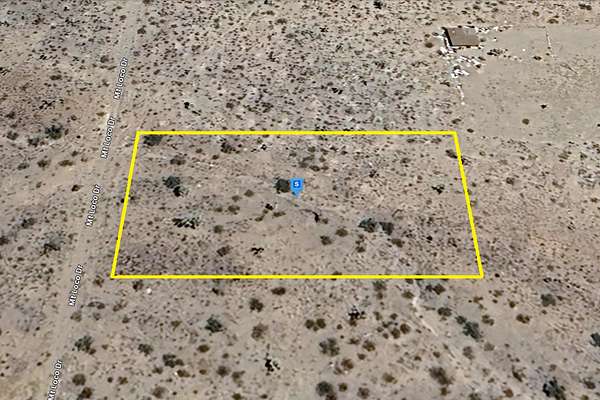 1 Acre of Residential Land for Sale in Dolan Springs, Arizona