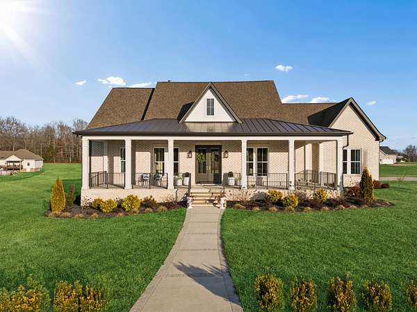 5 Acres of Residential Land with Home for Sale in Burns, Tennessee