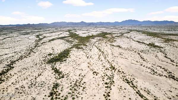 38 Acres of Land for Sale in Maricopa Village, Arizona