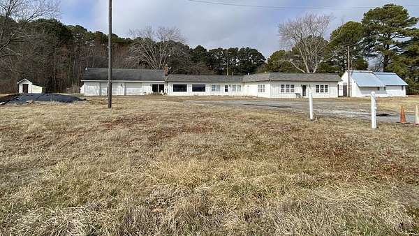 4 Acres of Improved Mixed-Use Land for Sale in Painter, Virginia