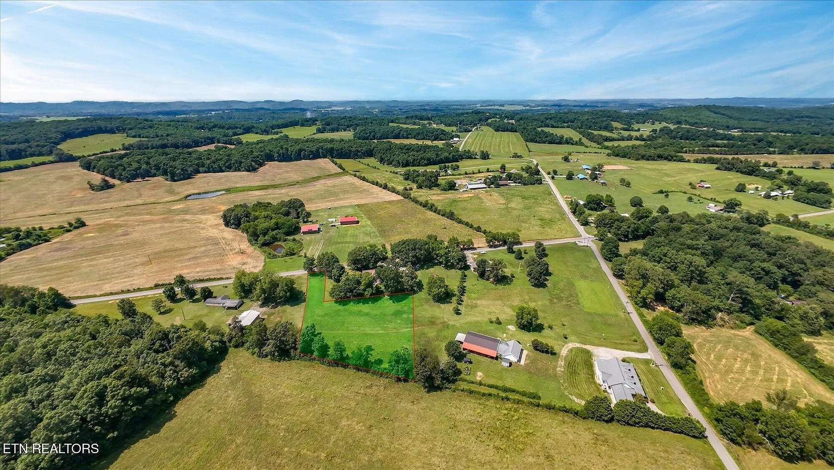 1.32 Acres of Land for Sale in Madisonville, Tennessee