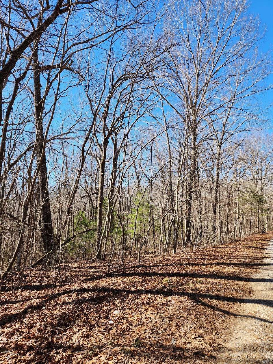 0.95 Acres of Residential Land for Sale in Crossville, Tennessee