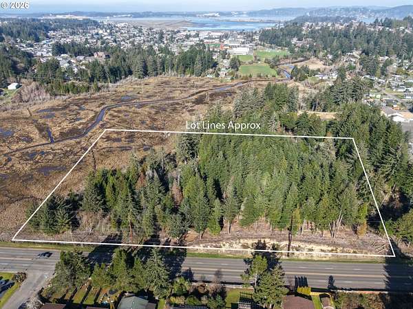 8 Acres of Residential Land for Sale in North Bend, Oregon