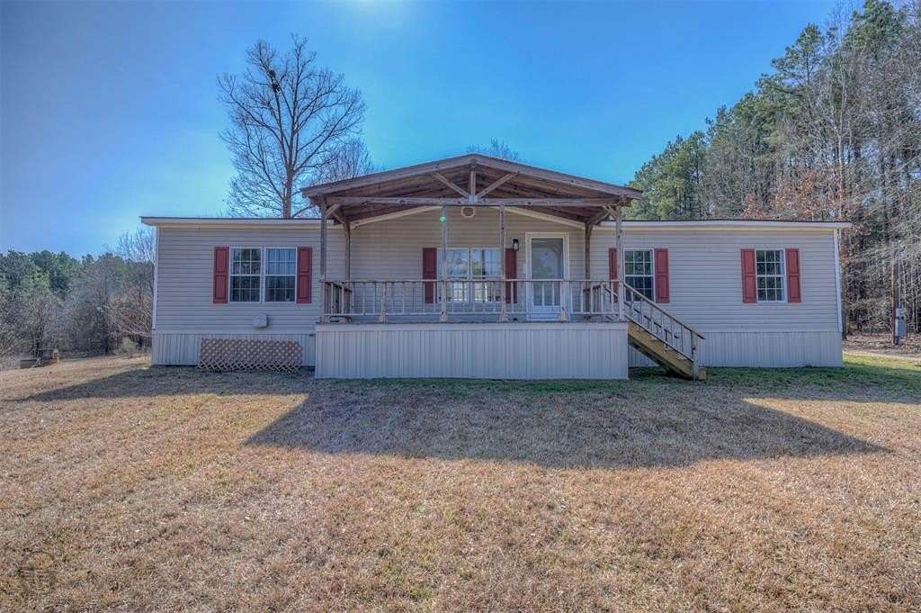 6.22 Acres of Land with Home for Sale in Mooringsport, Louisiana