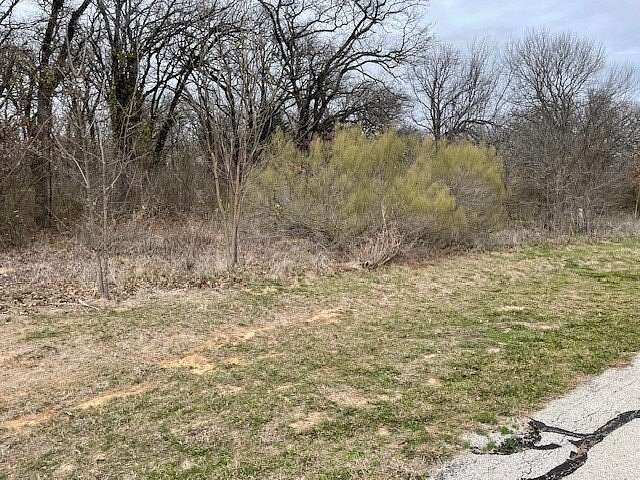 1.17 Acres of Residential Land for Sale in Kemp, Texas