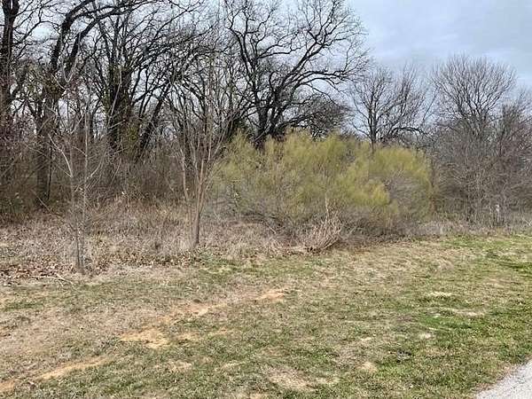 1.17 Acres of Residential Land for Sale in Kemp, Texas