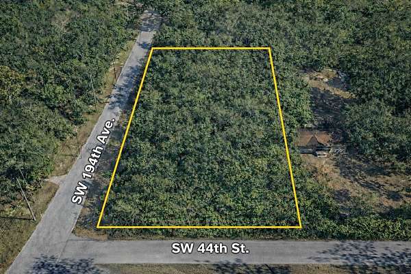 0.98 Acres of Residential Land for Sale in Dunnellon, Florida